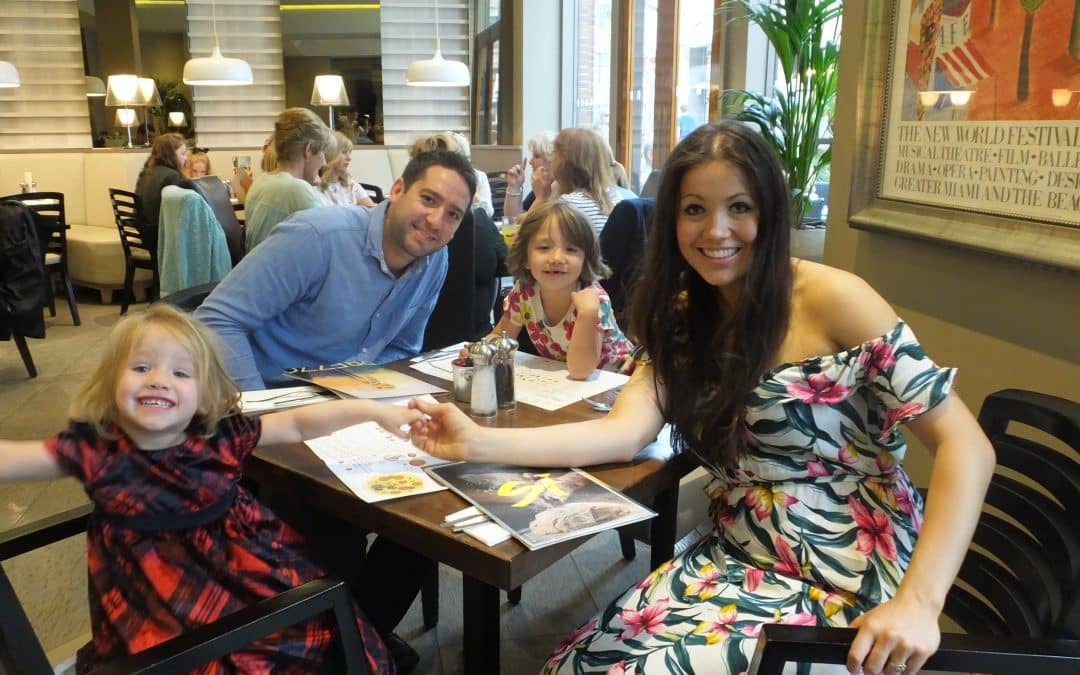 Prezzo La Famiglia: The importance of eating together at the table